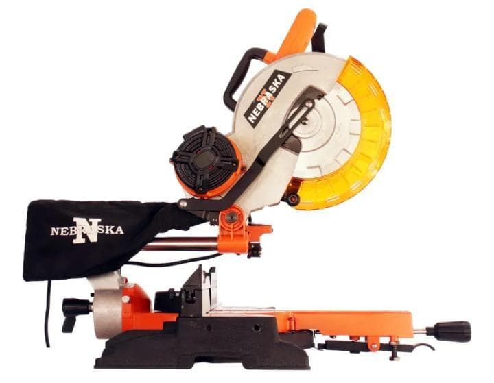 Sierra ingletadora telescopica nebraska 2000w