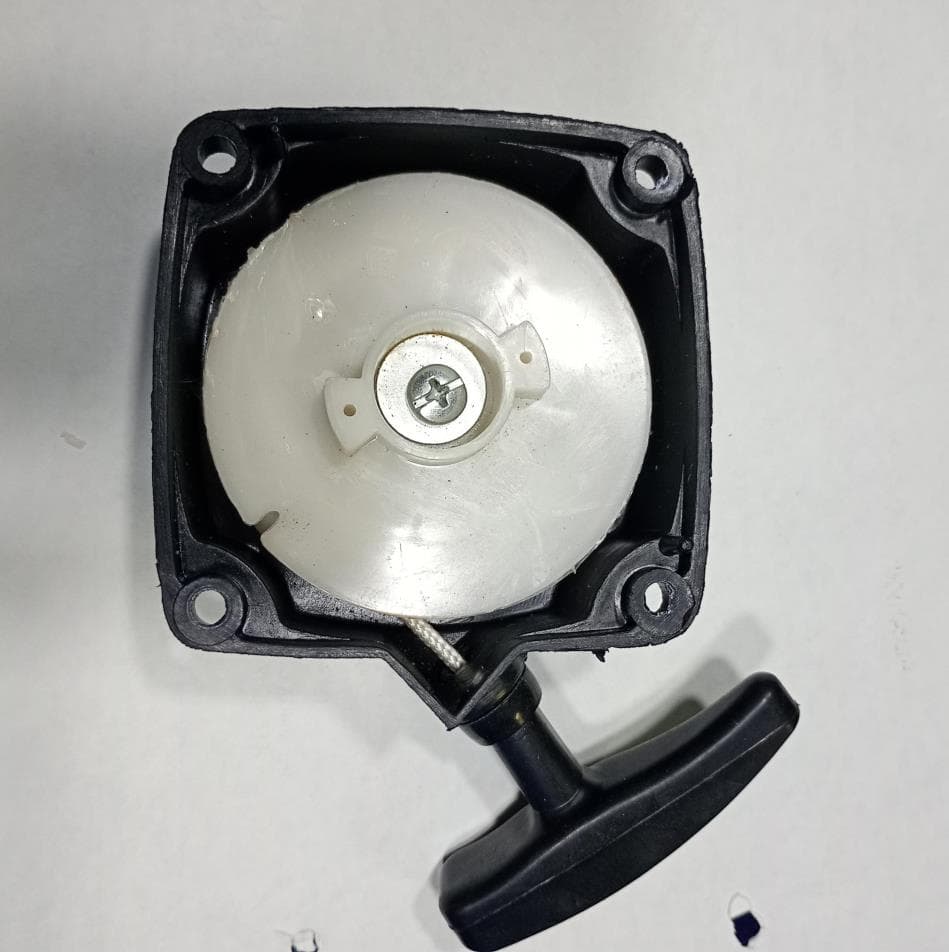 Tapa de arranque de desmalezadora